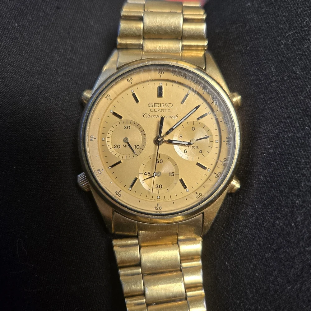 Seiko Gold Tone Men's Chronograph Watch James Bond Watch
